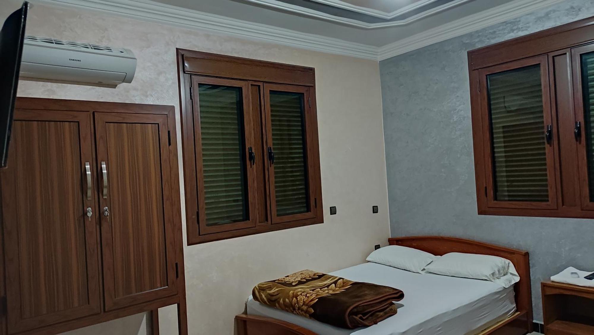 Iazal Hotel Ouarzazate Buitenkant foto